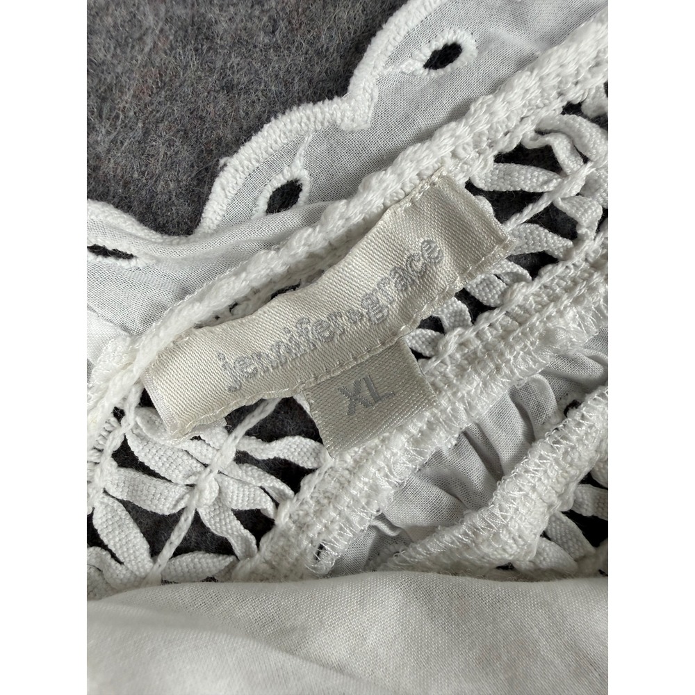 Jennifer Grace White Eyelet Lace Peplum Blouse XL V-Neck Flutter Sleeve Boho Top - Picture 4 of 5